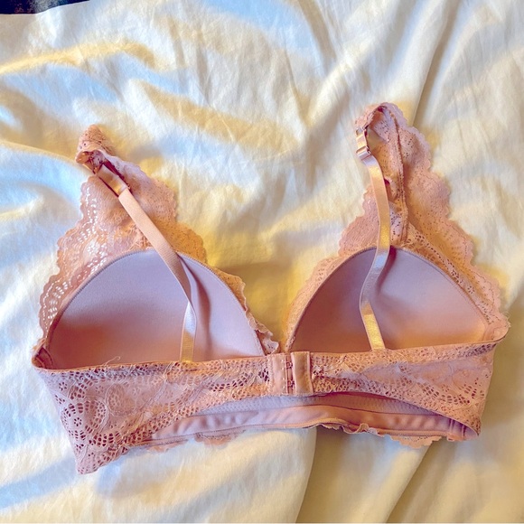 Lacy Pink Danskin Intimates Bra - Picture 2 of 4